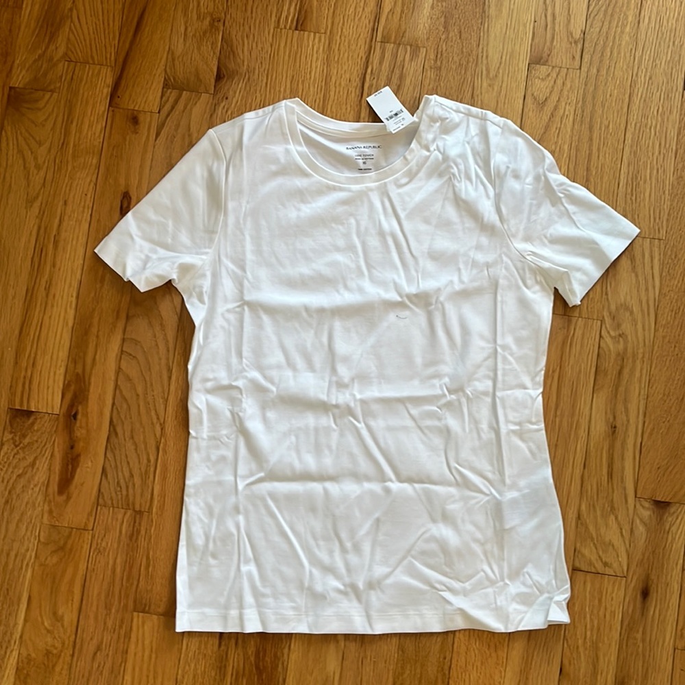 NWT Banana Republic Luxe Touch Classic T-Shirt